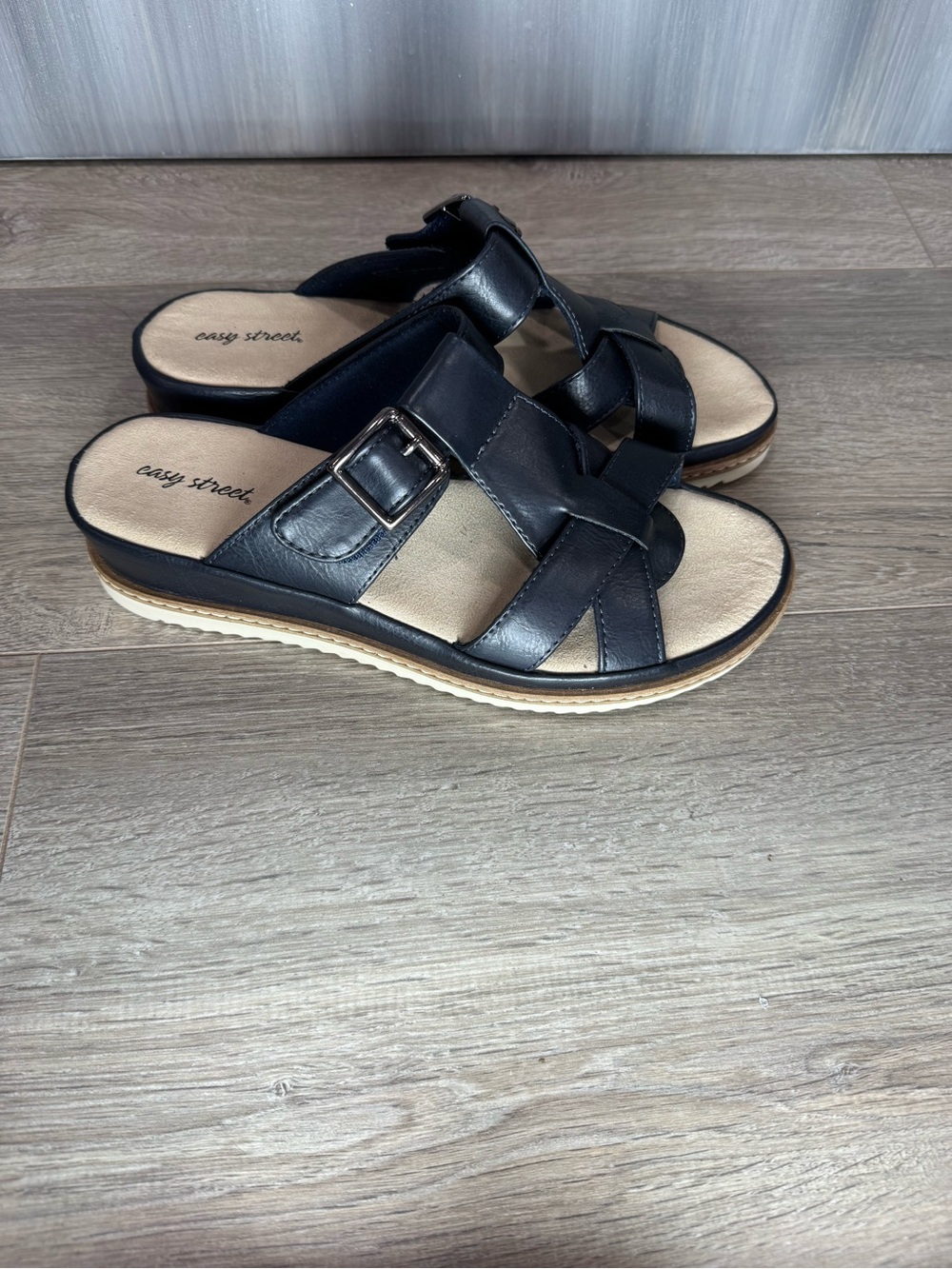 Easy Street Women’s Joby Slide Sandal